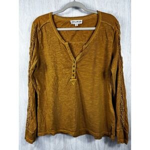 Idyllwind Miranda Lambert Henley Top XL Mustard Acid Wash Crochet Sleeve